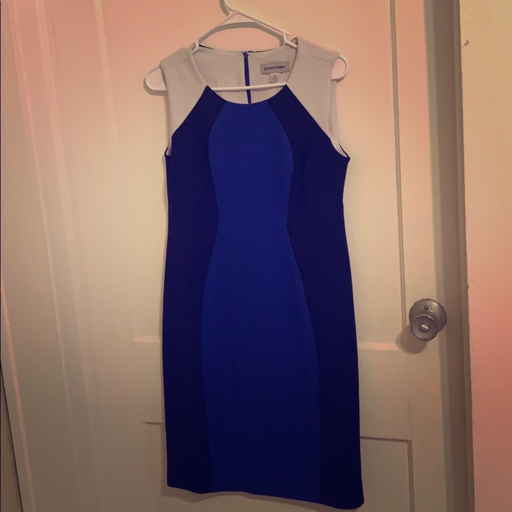 Patterned professional dress